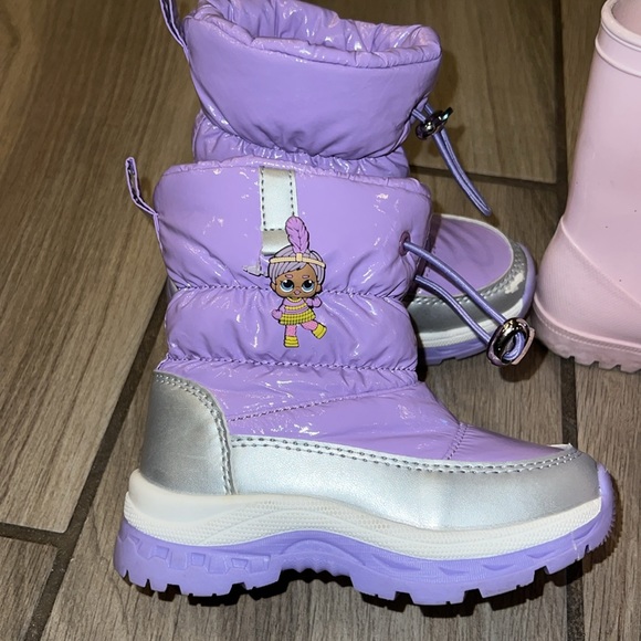 Lot of 2 girls size 9 boots winter and rain boots - Picture 2 of 8